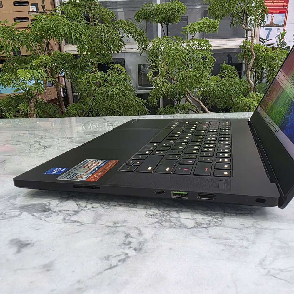 Razer Blade 15 Advanced Model (2021) CORE I7-10875H RAM 16GB SSD 512GB RTX 3070 8GB MÀN HÌNH : 15.6 INCH QHD 240Hz