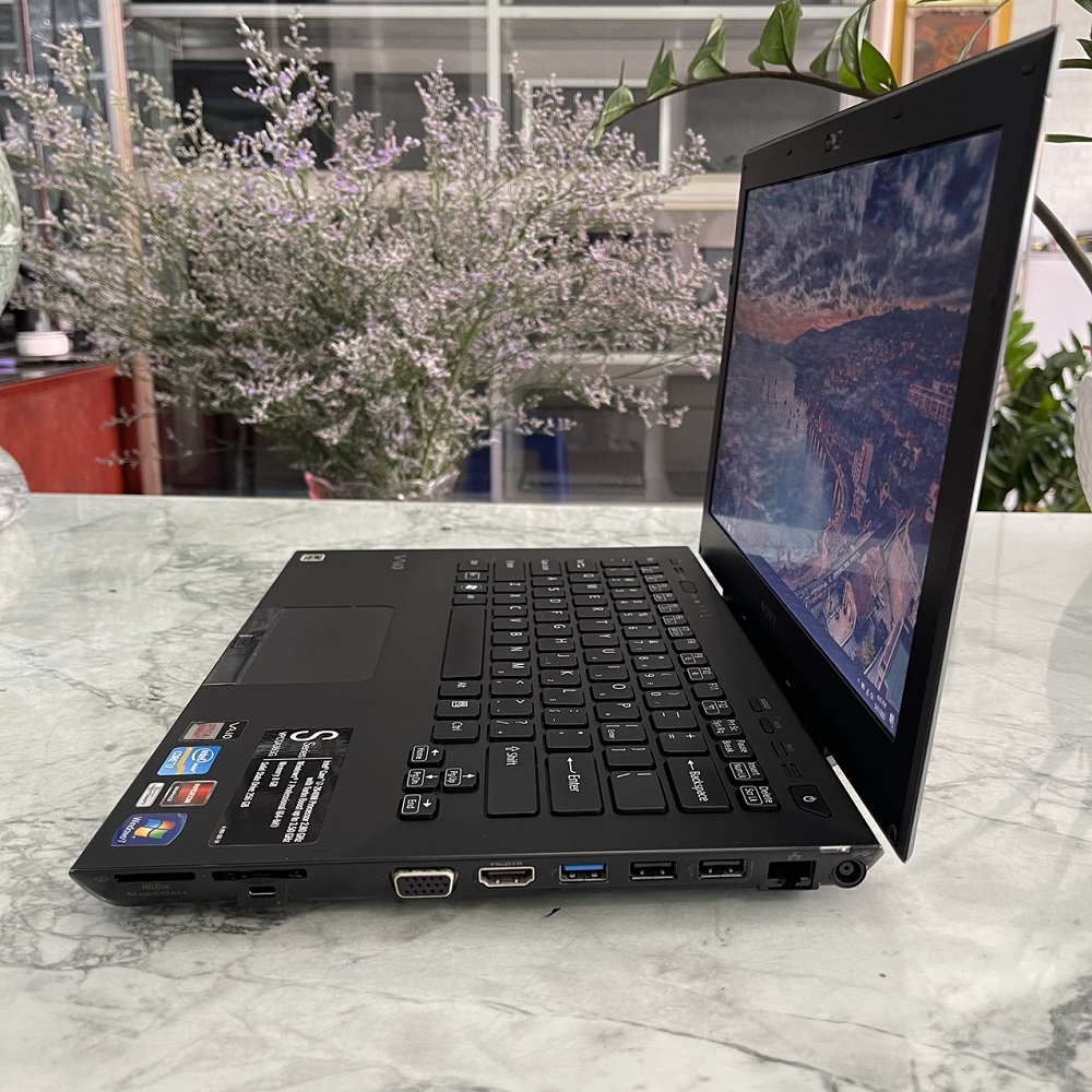 Sony Vaio VPCSA-36GG Core i7-2640M Ram 8gb Ssd 256gb Card AMD Radeon HD 6600/6700M Màn Hình 13.3''Inch HD+ 