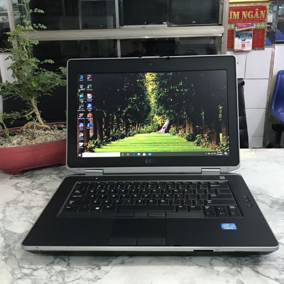 Dell Latitude E6430 Core i5-3320M Ram 4gb Ssd 128gb Vga Rời NVIDIA NVS 5200M Màn hình 14.0'' Inch