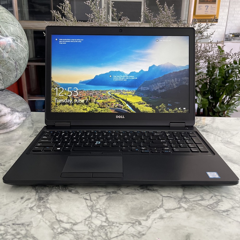 Dell Precision 3520 Core I7-7700HQ Ram 16gb Ssd 256gb Vga Quadro M620 2GB Màn Hình 15.6"Inch Fhd IPS
