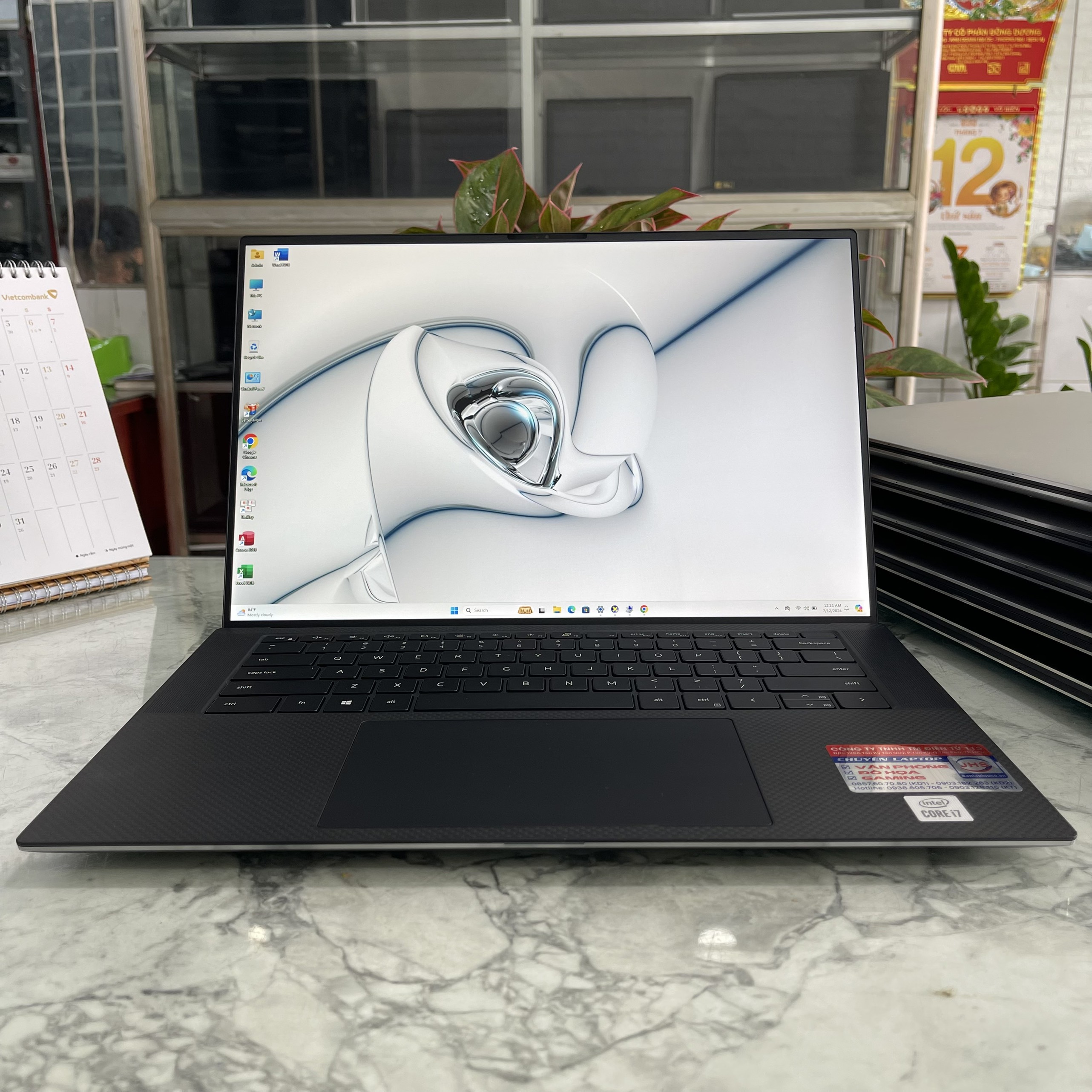 Dell Precision 5550 Core™ I7-10875H RAM 16GB SSD 1.000Gb_VGA Quadro T2000 (4GB) Màn Hình 15.6''Inch FHD+ IPS