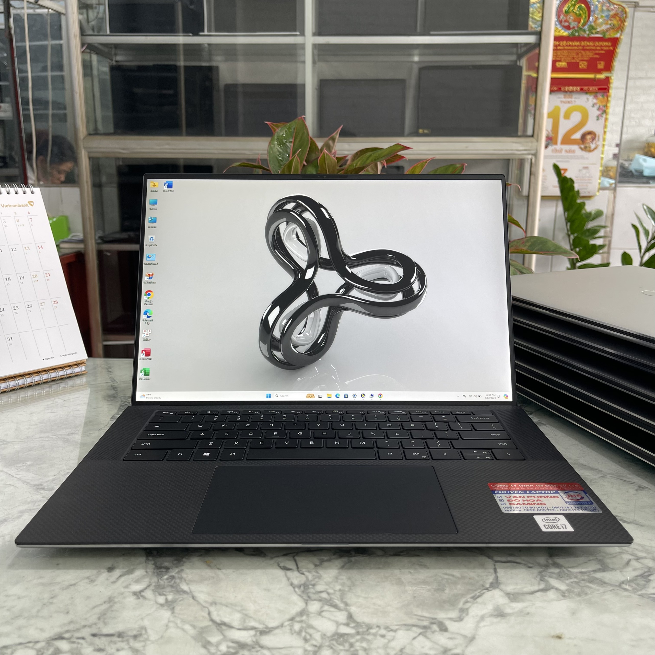 Dell Precision 5550 RAM 32gb Core™ I7-10875H SSD 1.000gb Quadro T1000 (4GB) Màn Hình 15.6''Inch FHD+ IPS