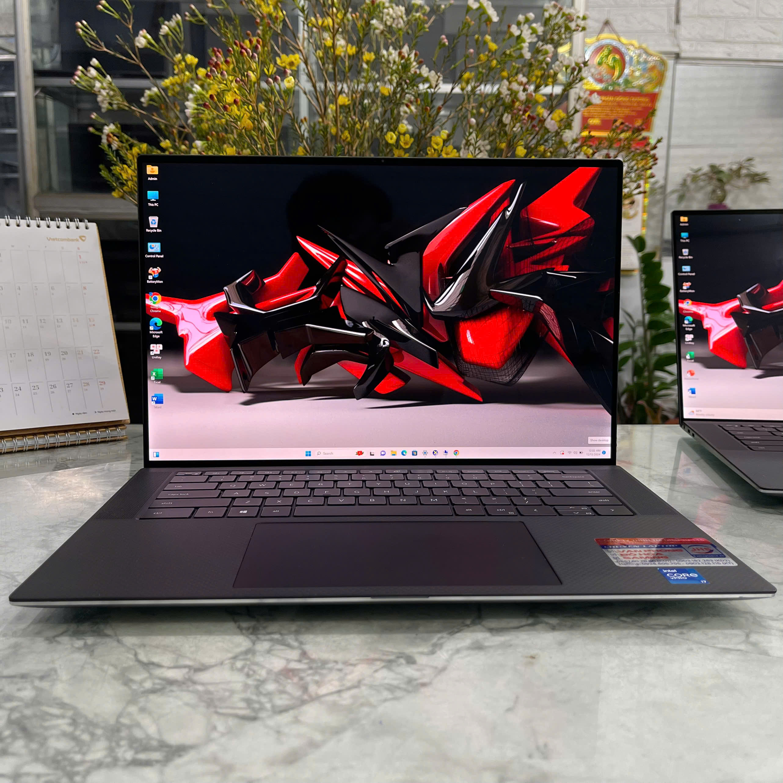 Dell Precision 5560 ( Máy LikeNew-CHUYÊN ĐỒ HỌA GIÁ RẺ ) Core I7-11850H Ram 32Gb Ssd 1.000Gb NVIDIA RTX A2000 Màn hình 15.6 Inch UltraSharp 4K Touch