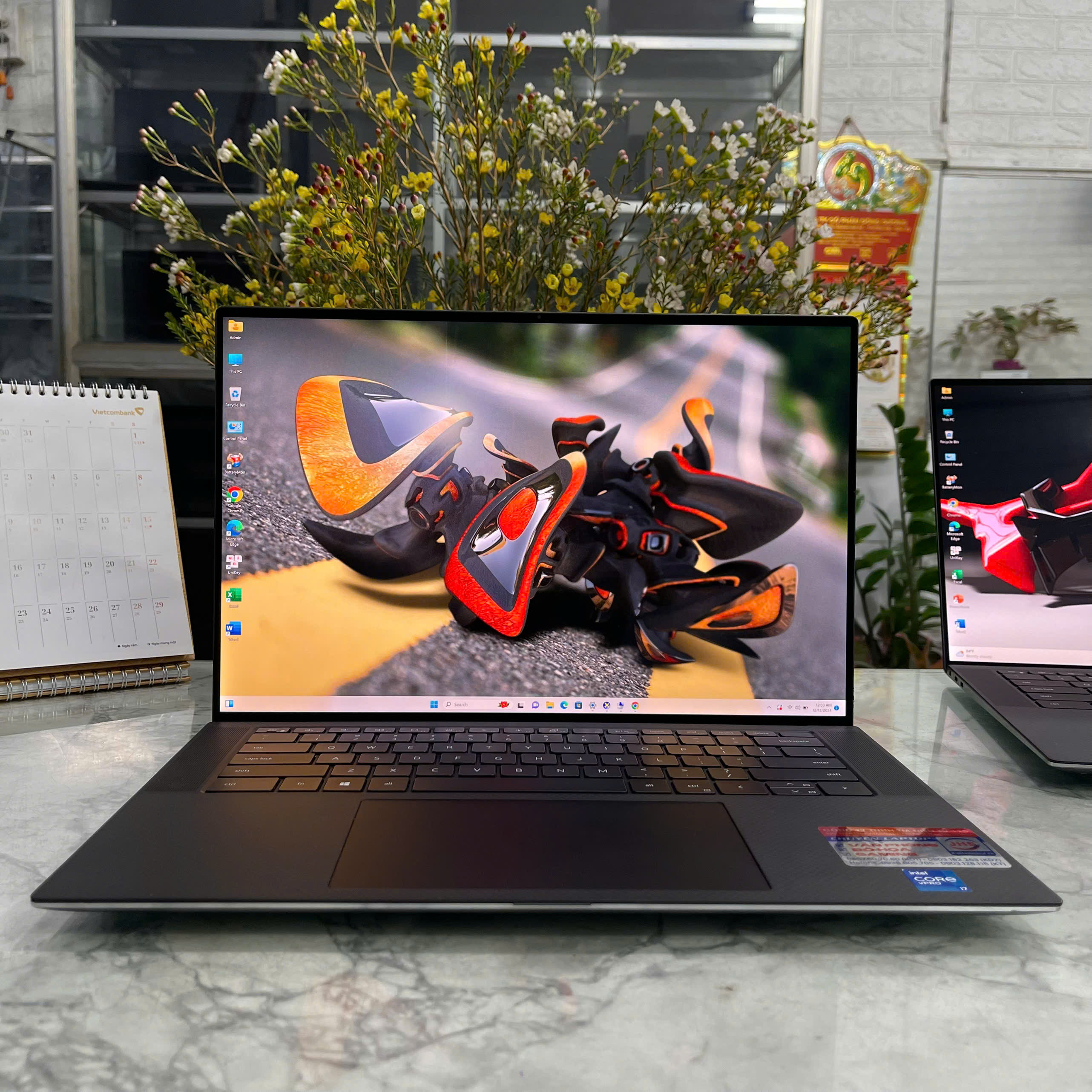 Dell Precision 5560 ( Máy LikeNew-CHUYÊN ĐỒ HỌA GIÁ RẺ ) Core I7-11850H Ram 32Gb Ssd 1.000Gb NVIDIA RTX A2000 Màn hình 15.6 Inch FHd+