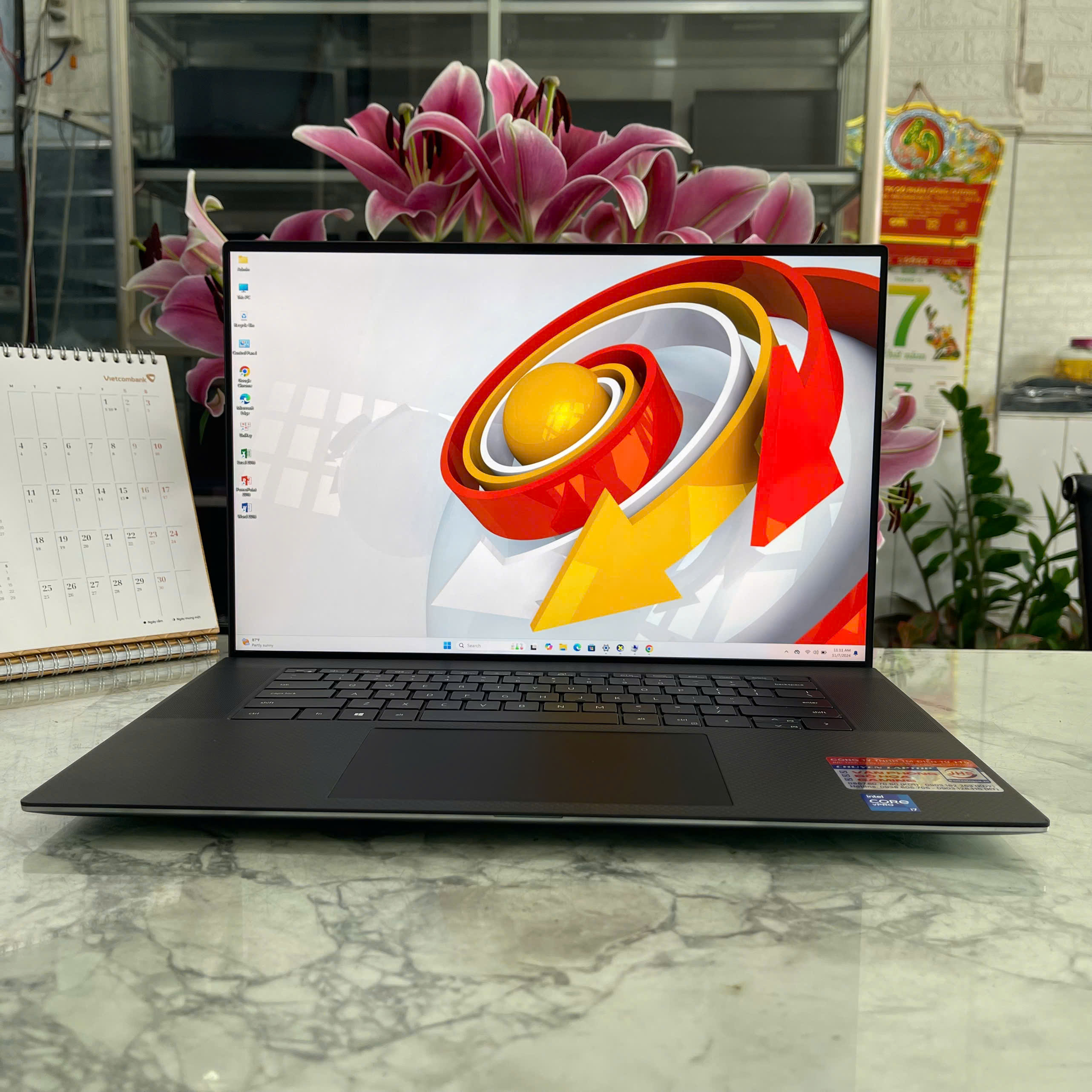 Dell Precision 5760 Core I7-11850H Ram 32Gb SSD 1T Card RTX A3000 6GB Màn Hình 17” FHD+