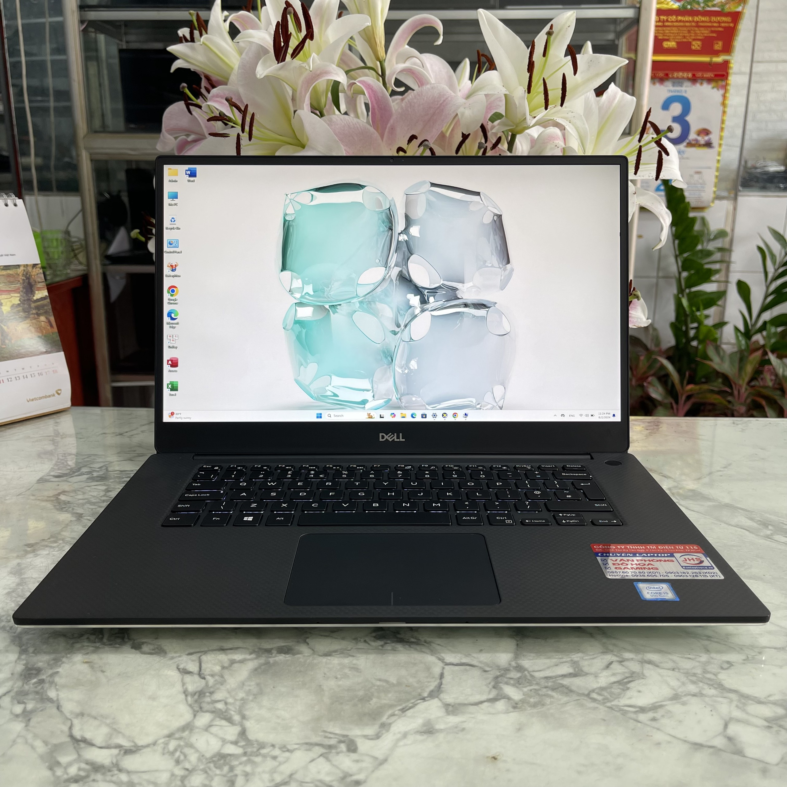 Dell XPS 15 7590 Core I5-9300H Ram 16gb Ssd 512gb Card GTX 1650 Màn Hình 15.6''Inch Fhd IPS