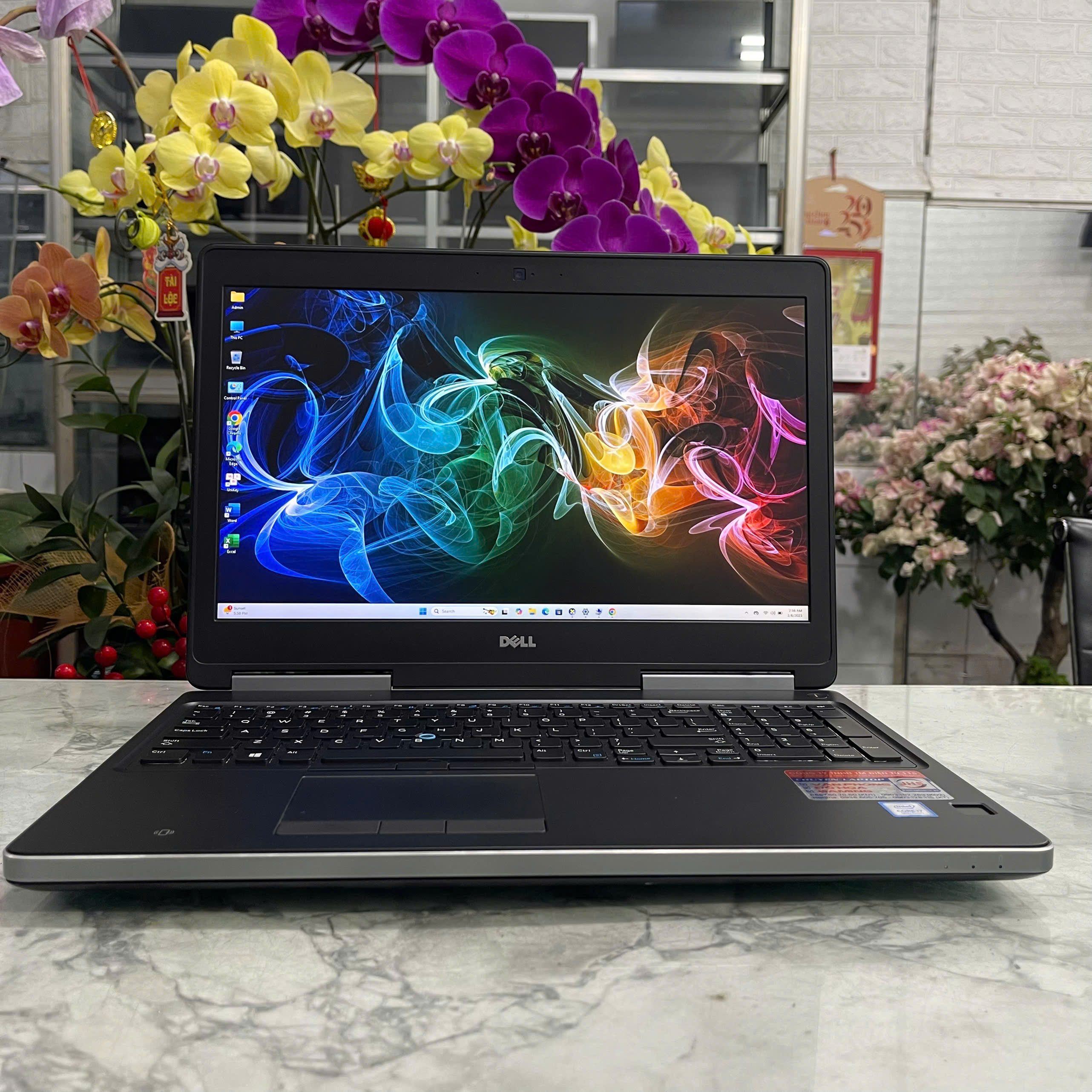 Đồ Họa - Gaming Dell Precision 7520 Core I7-6820HQ Ram 24Gb Ssd 256gb Và 1.000Gb Hdd NVIDIA Quadro M2200- 4G Màn Hình 15.6″ Full HD IPS