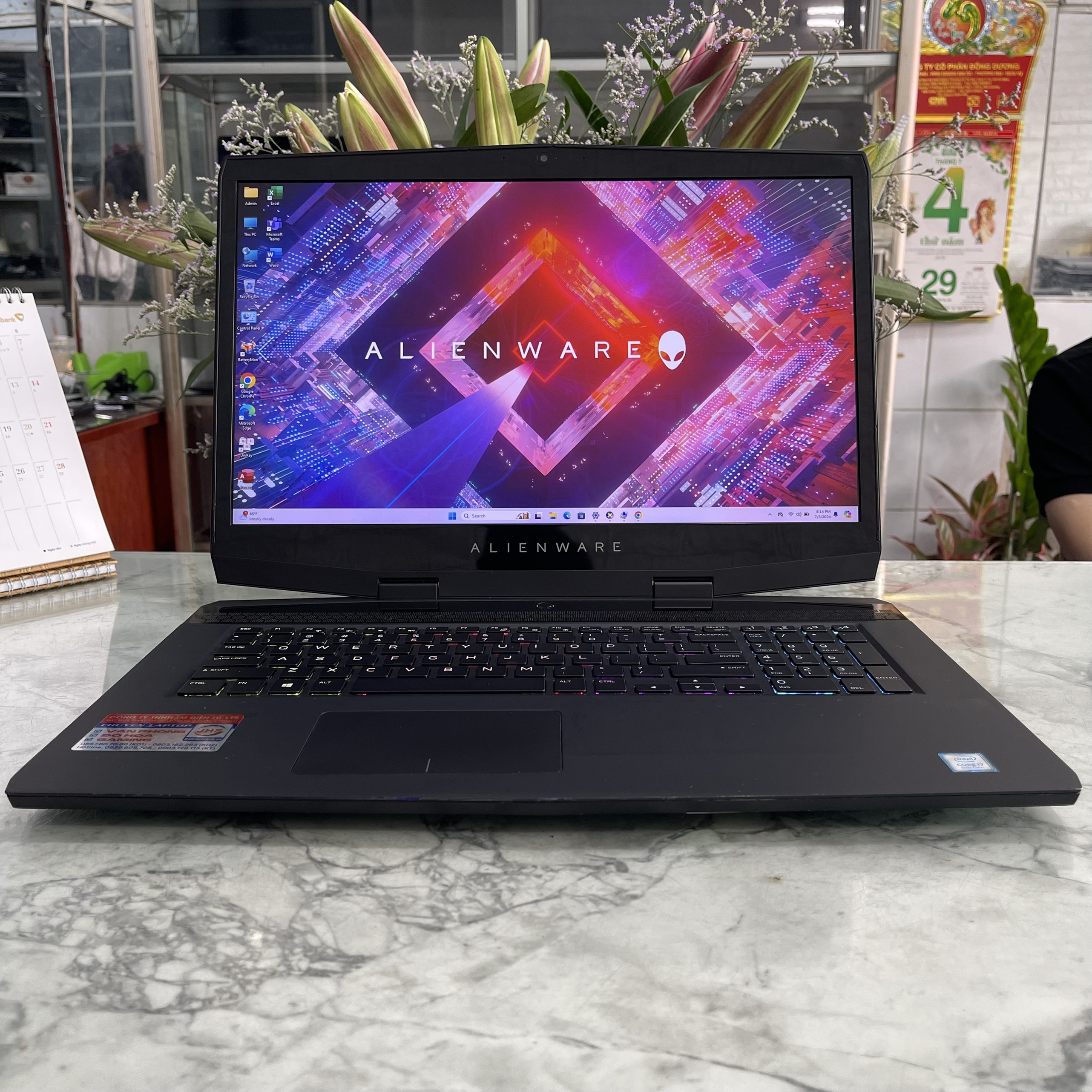 GAMING TUYỆT ĐỈNH : Dell Alienware M17 P37E
