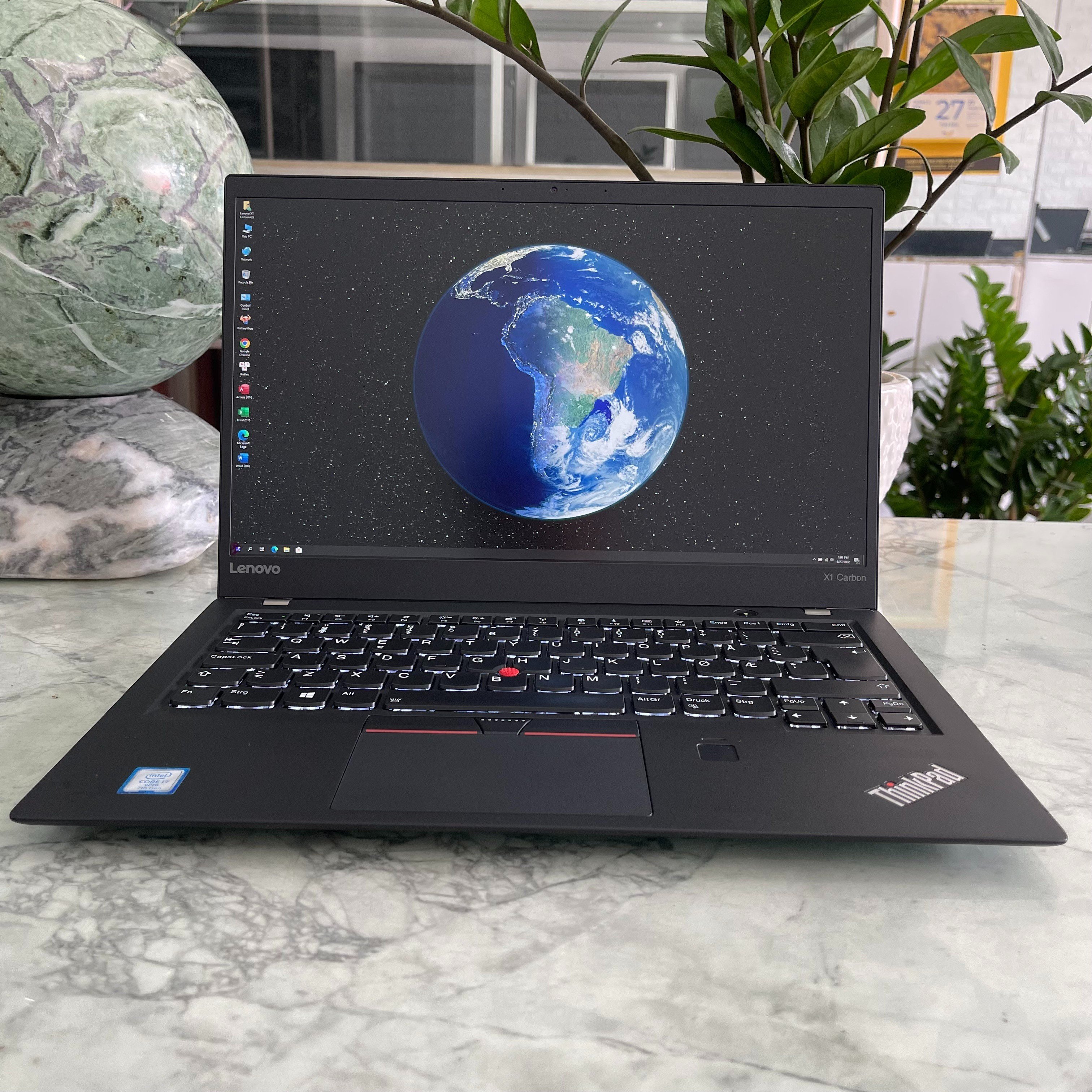 Lenovo Thinkpad X1 Carbon Gen 5 Core I5-7300U Ram 8gb Ssd 256gb Màn Hình 14..0'' Inch Fhd IPS