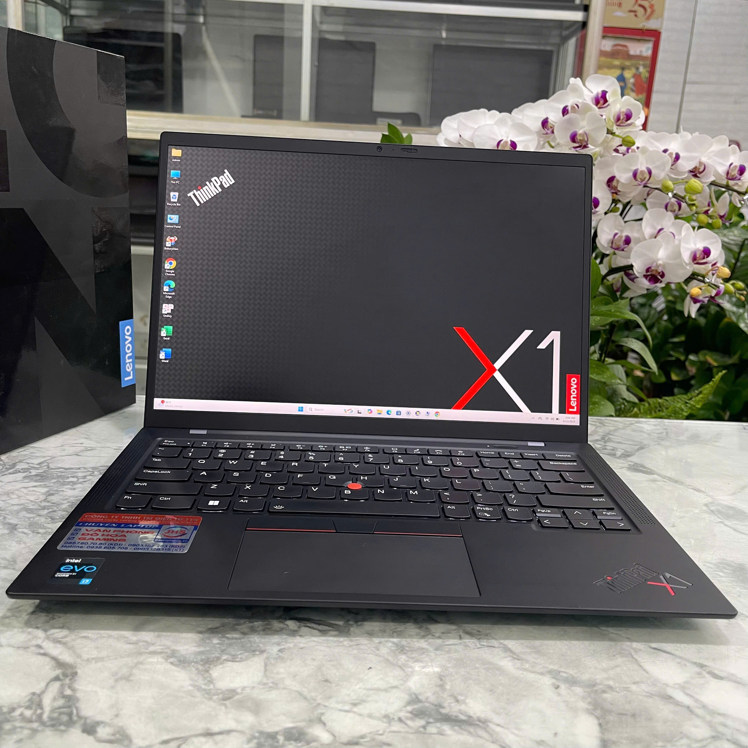 Lenovo ThinkPad X1 Carbon Gen 9 Máy Like New Core I7-1185G7 RAM 32GB SSD 512GB Màn Hình 14..0''Inch FHD IPS