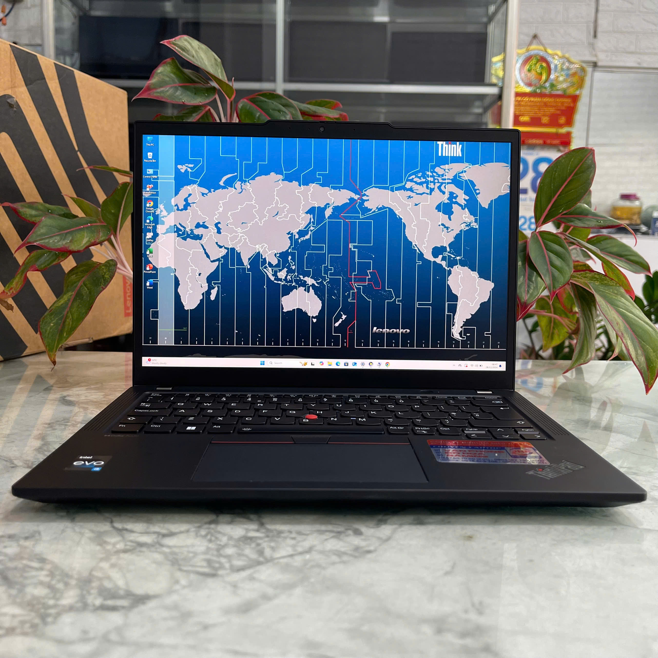 Lenovo ThinkPad X13 Gen 4 Máy Like New Core I5-1335u Ram 16gb Ssd 512gb Màn Hình : 13.3 Inch FHD+