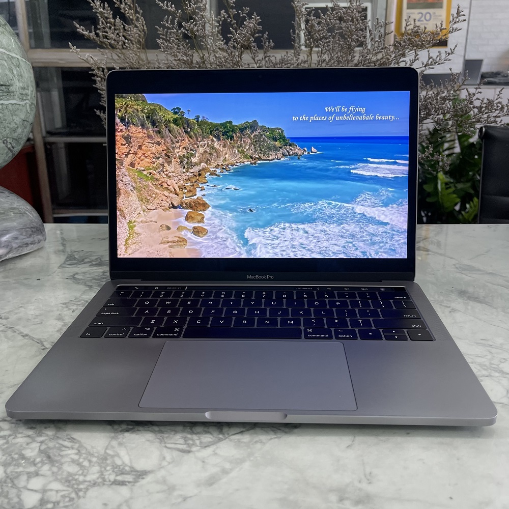 MacBook Pro 2017 13 Inch Touch Bar - (Gray/8GB/256GB)